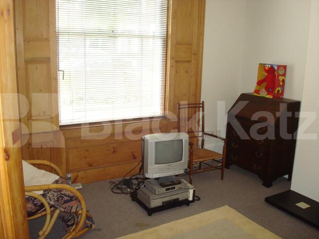 			2 Bedroom, 1 bath, 1 reception Flat			 Windsor Road, Holloway